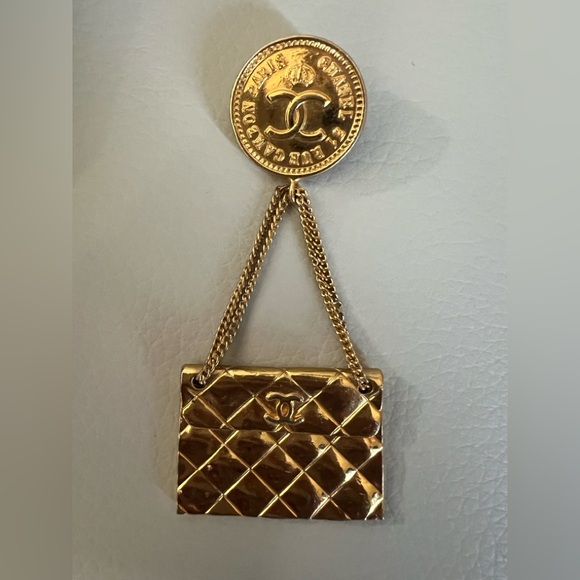 Authentic CHANEL Gold Toned Quilted Coin and Bag Brooch - Picture 1 of 9